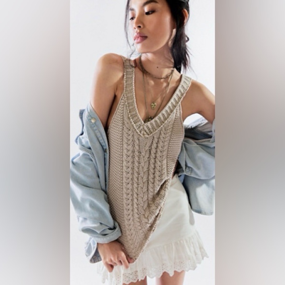 NWOT Free People Premium Heirloom Give Me a Min Cable Knit Tank Top Size XS